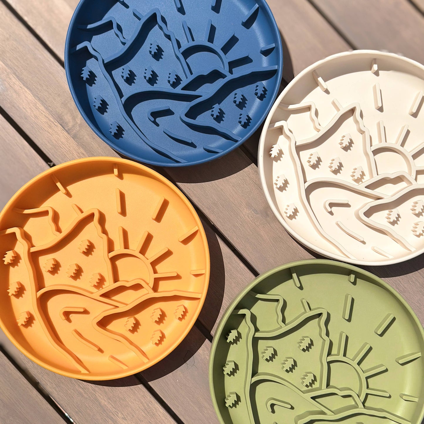 Adventure Slow Feeder Amber