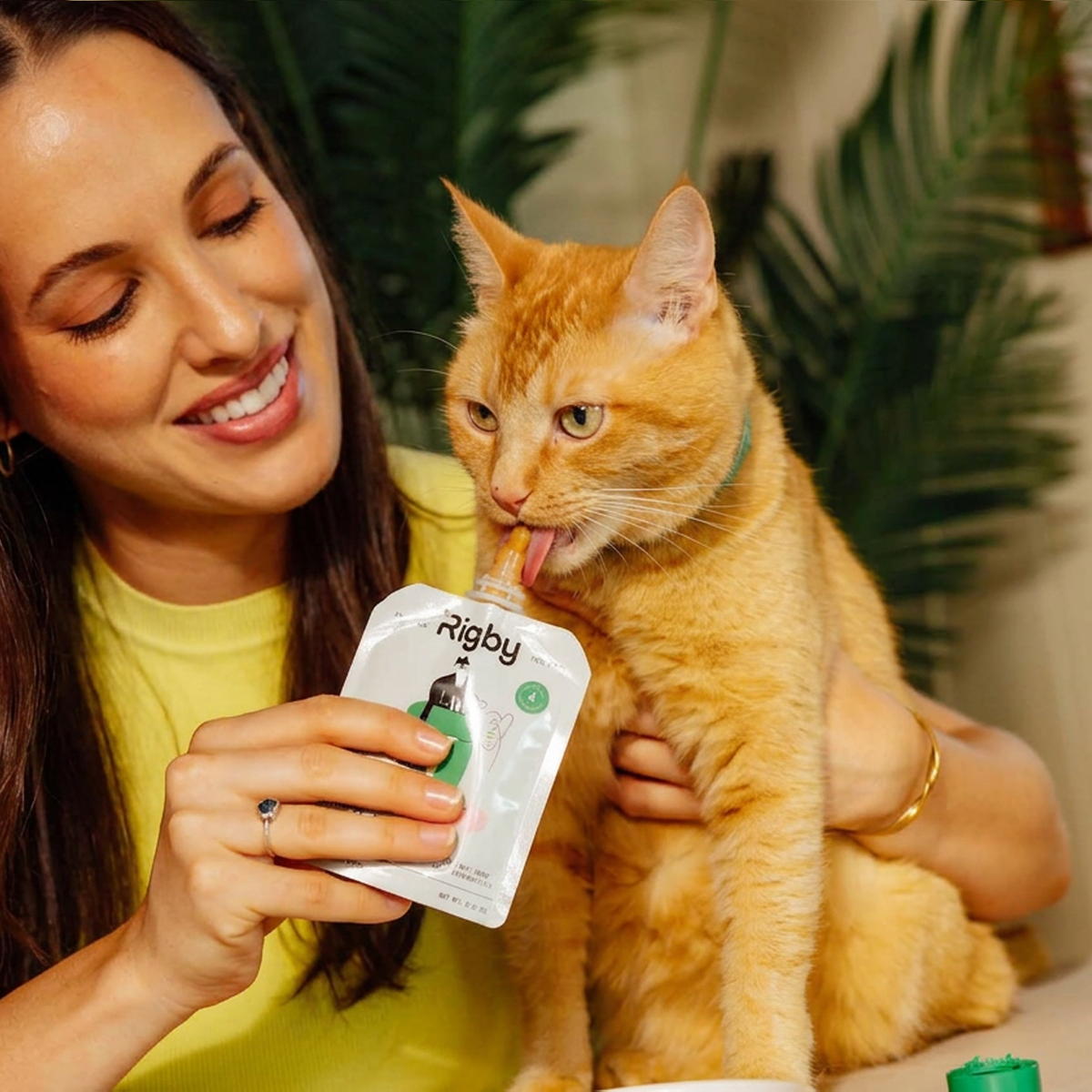 Rigby Essential Cat Treats, Chicken & Cod Lickable Pouch
