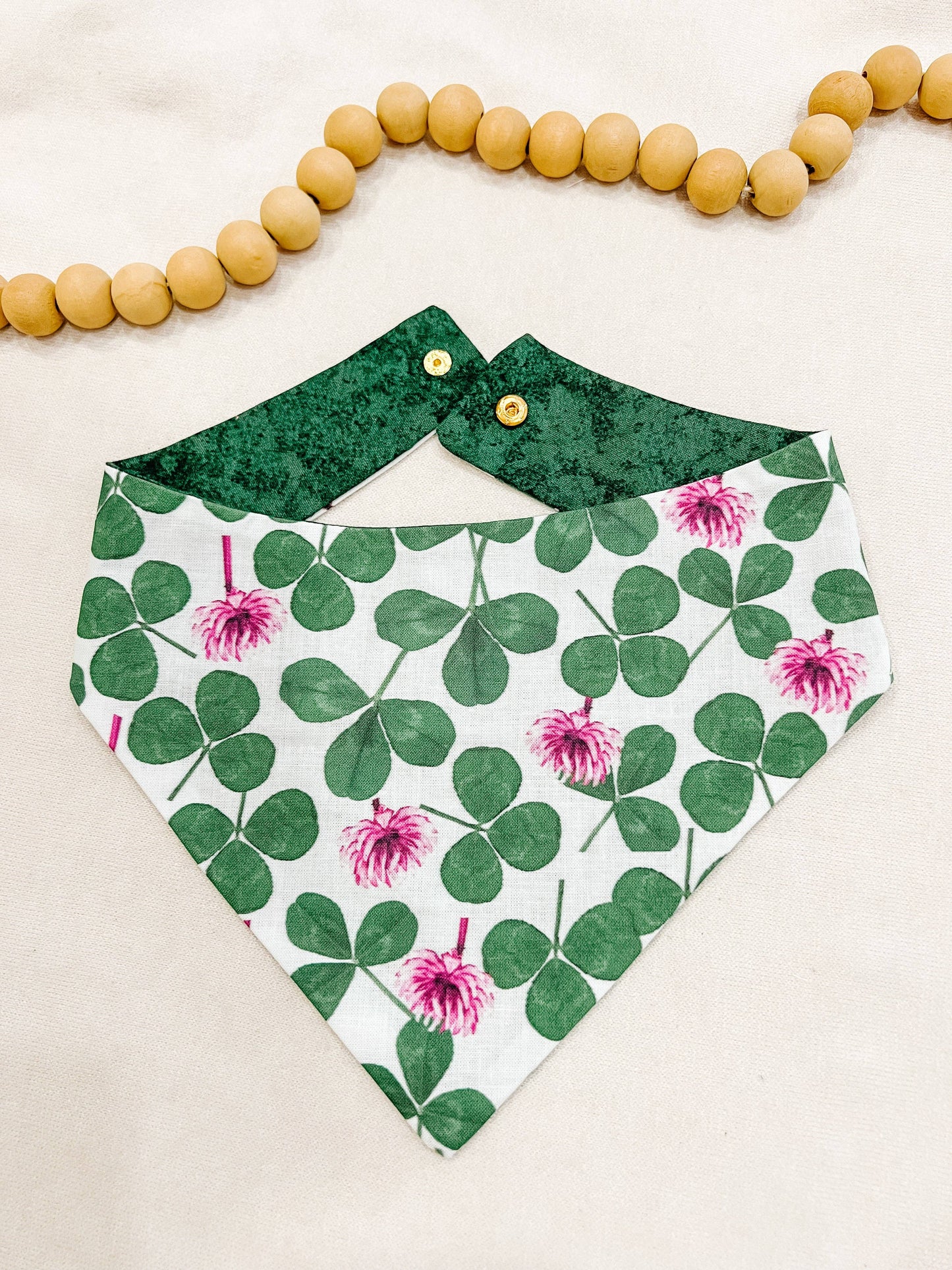 Clovers Reversible Dog Bandana, Spring Flower Pet Scarf Snap: L