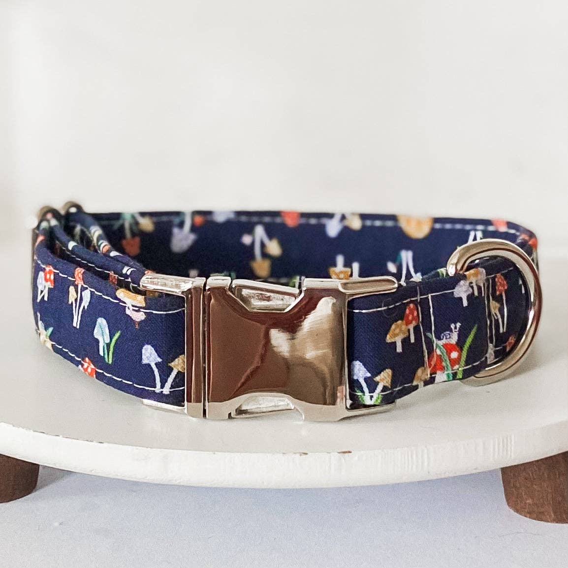 Grow your own way mushroom Collar