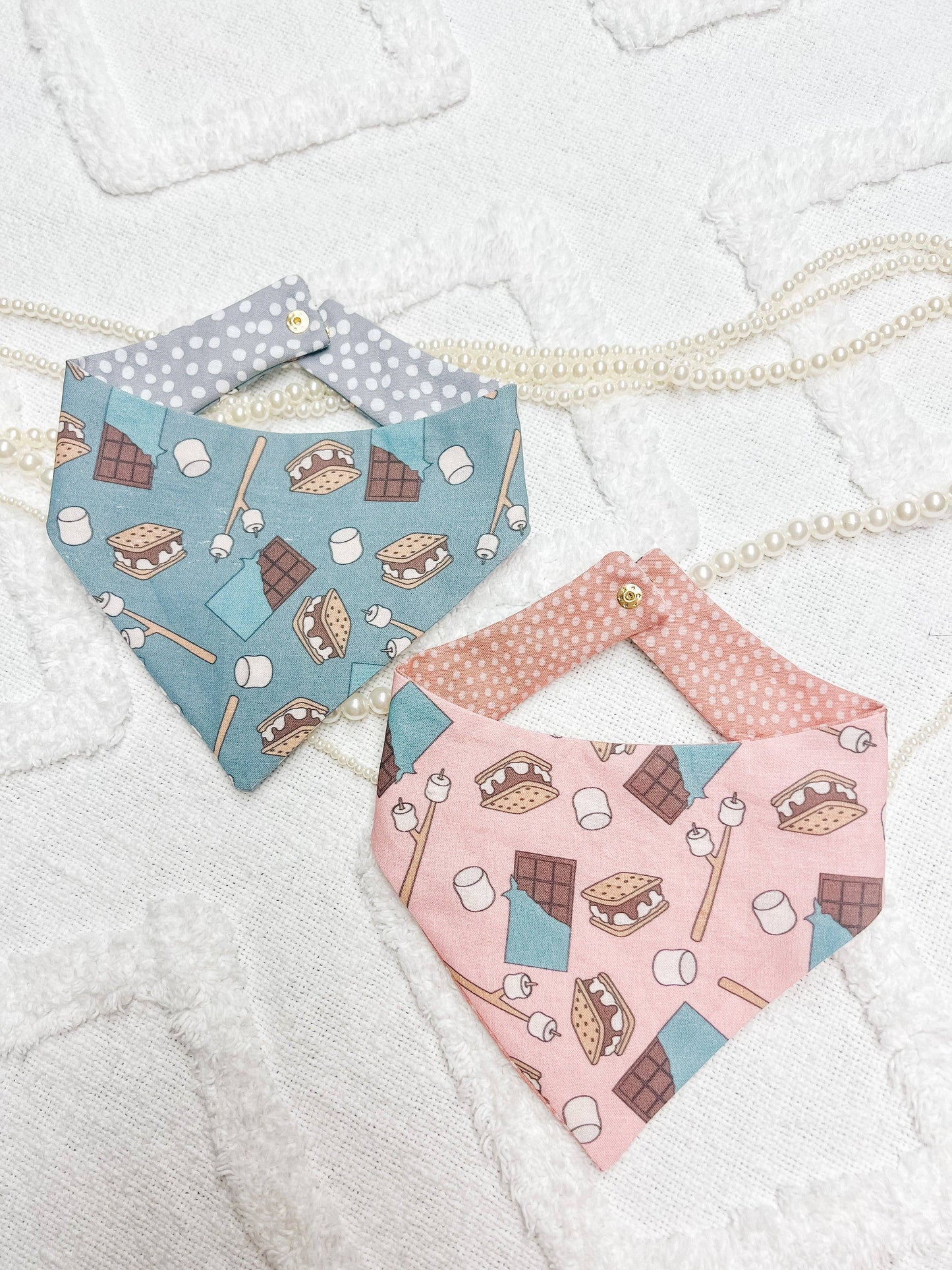 Blue S’mores Reversible Dog Bandana, Metal Snap On Pet Scarf: XL