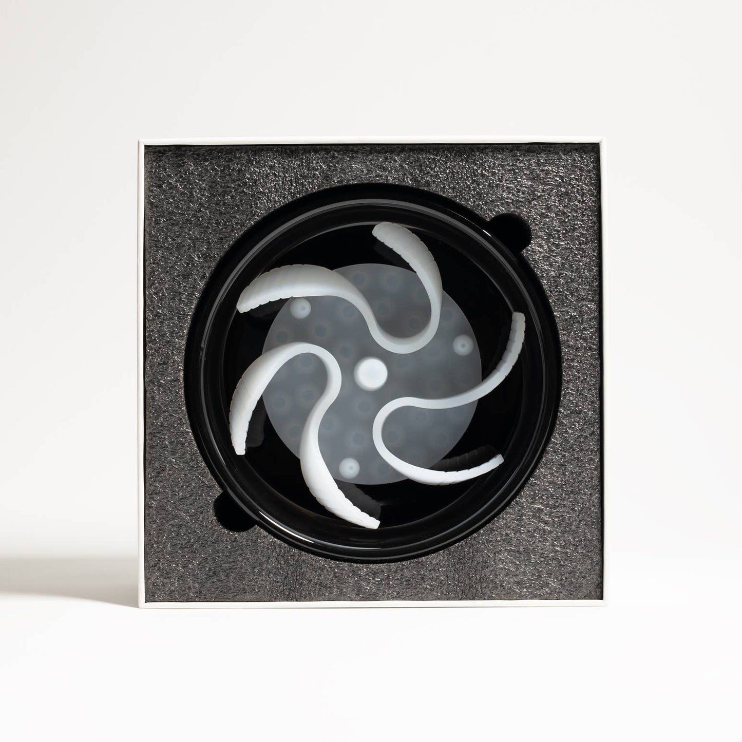 Munch Maze: Charcoal Frost