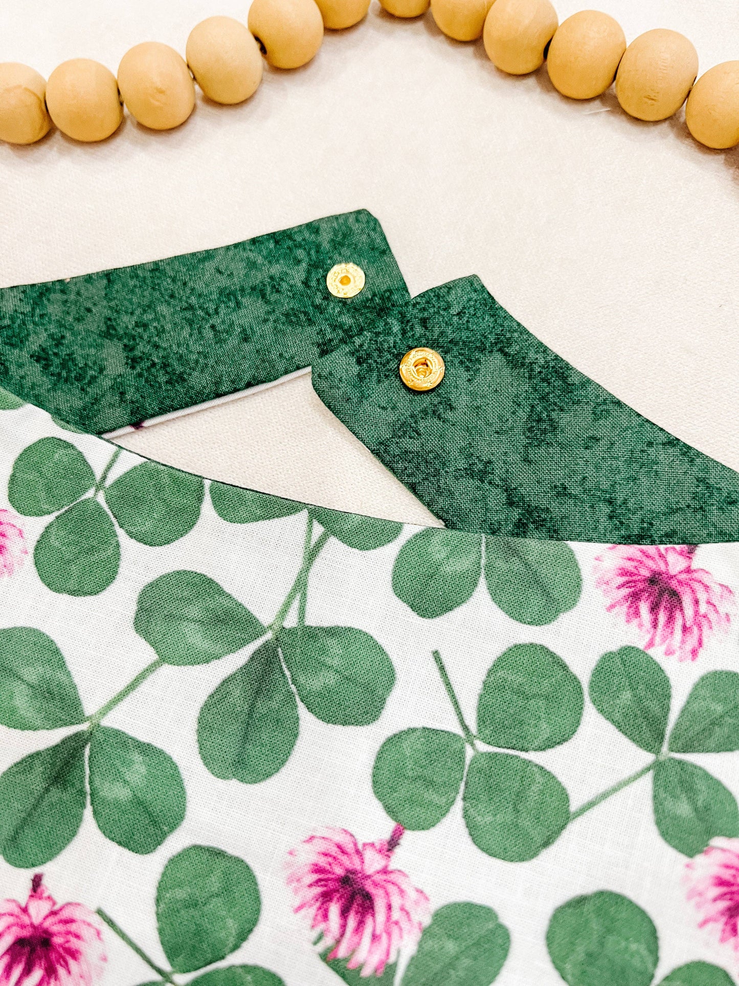 Clovers Reversible Dog Bandana, Spring Flower Pet Scarf Snap: L