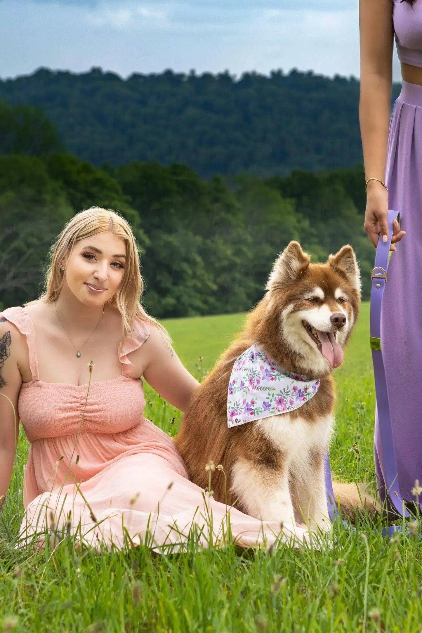Lavender Garden Waterproof Dog Leash: Lavender / Meadow Green