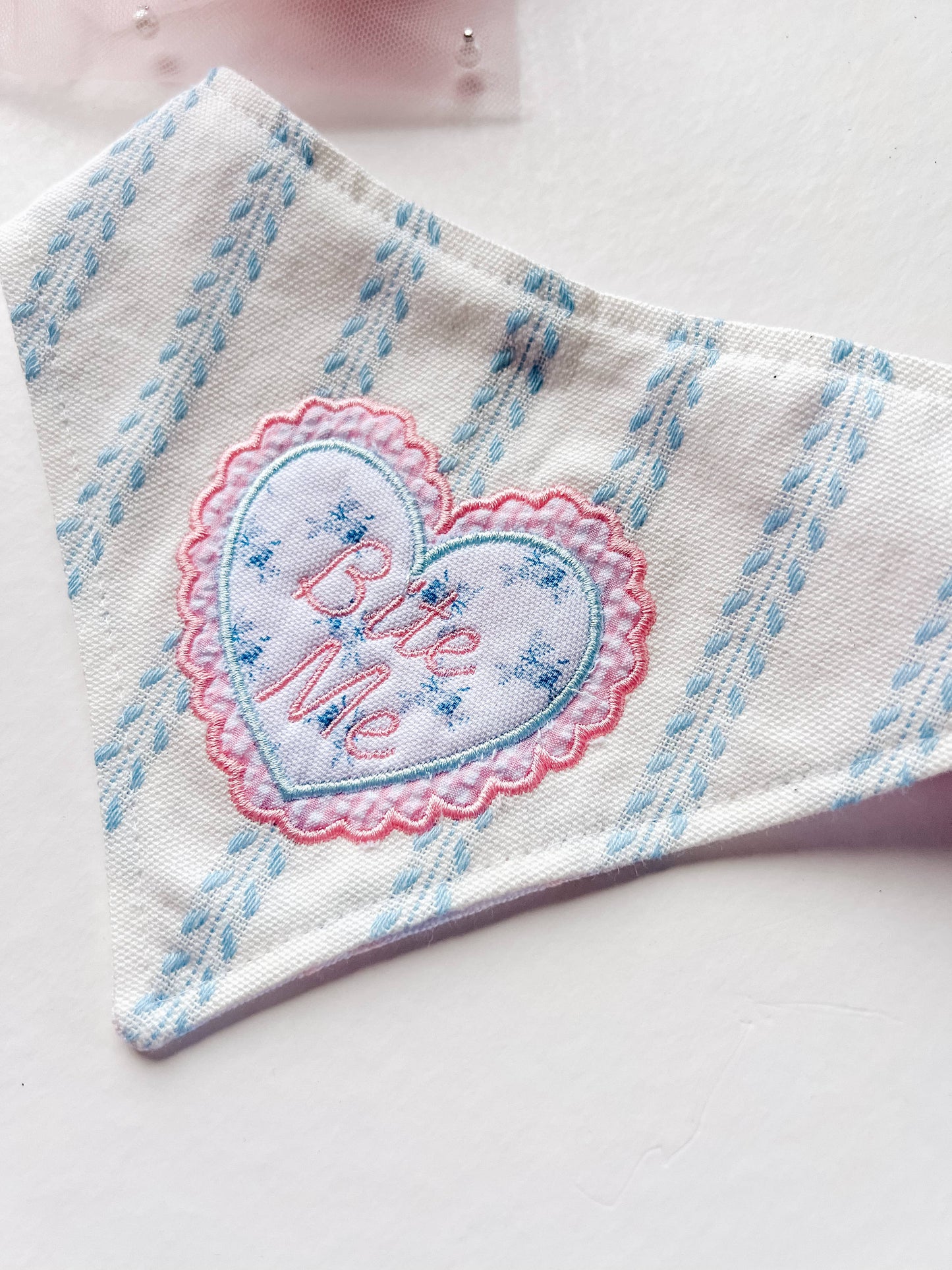 Love Heart Embroidery Denim Dog Bandana, Metal Snap On Pet: XL